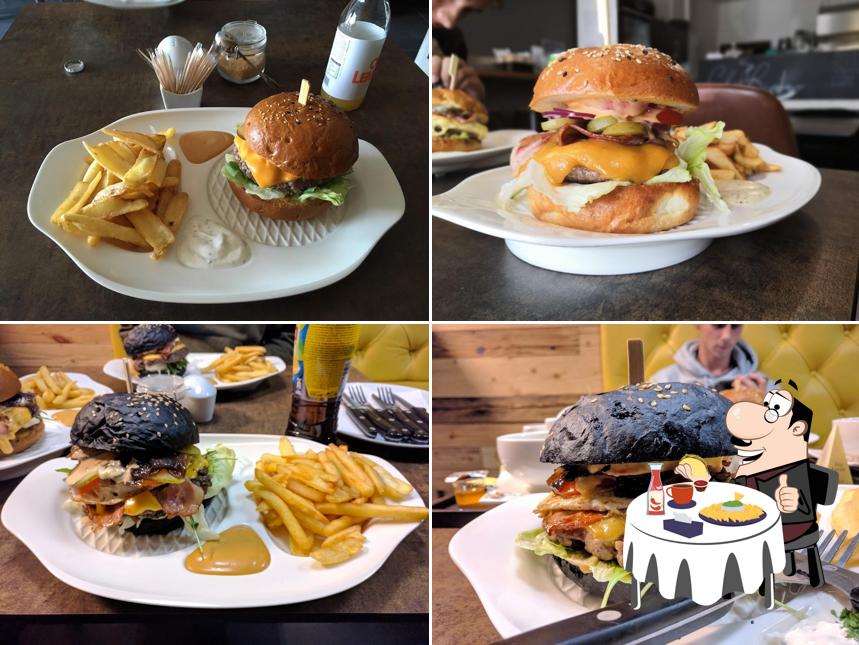 Dégustez l'un des hamburgers disponible à Chef Bistro