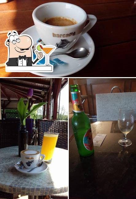 Goditi un drink dal menu