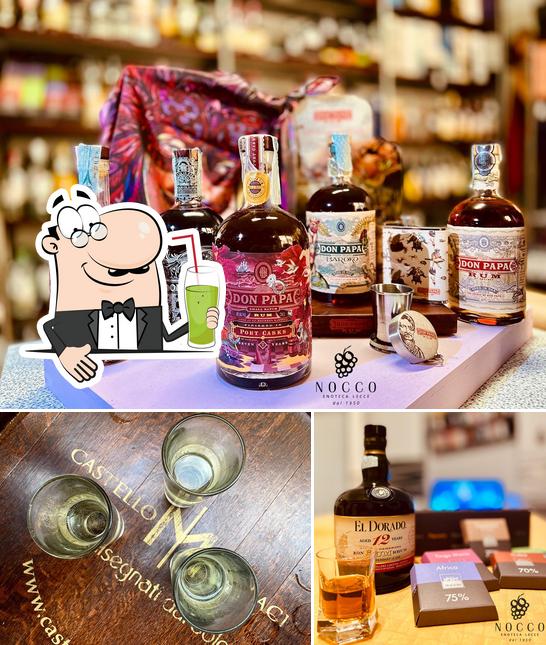 Goditi qualcosa da bere a Enoteca Nocco Lecce Dal 1950 Goditi qualcosa da bere a Enoteca Nocco Lecce Dal 1950