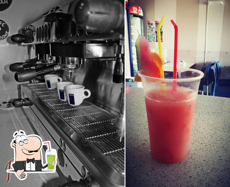 Goditi qualcosa da bere a ROSSO CAFFÈ