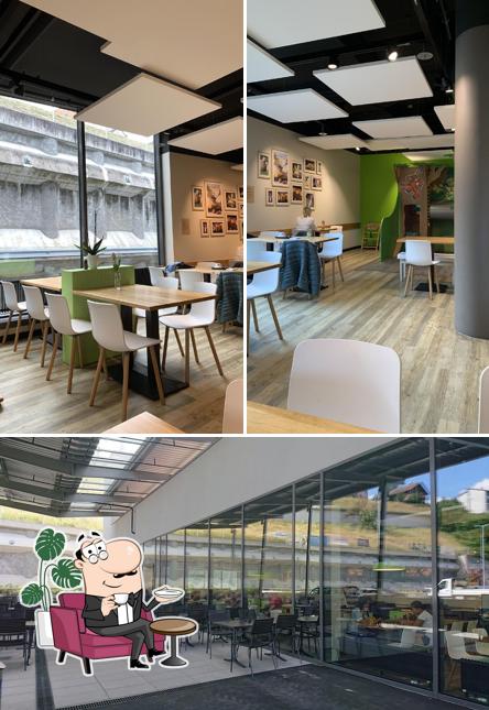 Gli interni di Coop Restaurant Feuerthalen Rhymarkt Gli interni di Coop Restaurant Feuerthalen Rhymarkt