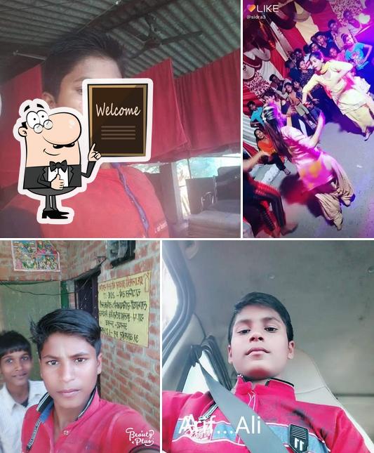 Look at the pic of sondkar vadapav (pratik)