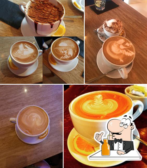 Le Moussonneur Café Lounge