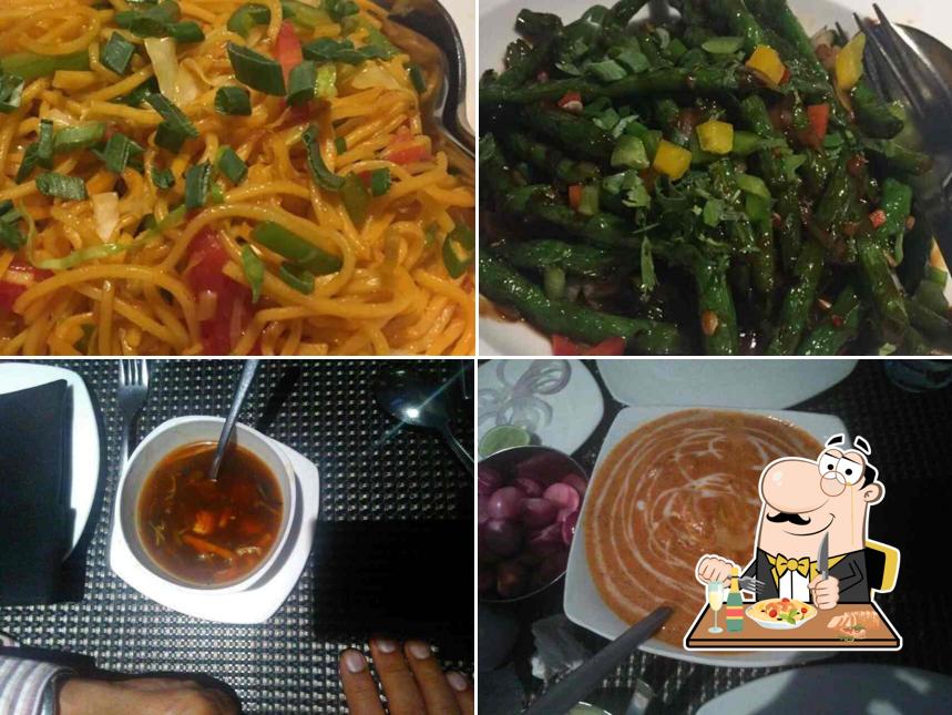 Food at Pikwik Restaurant