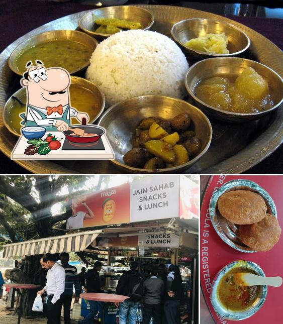 Chicken curry at Jain Sahab ( snacks & lunch)