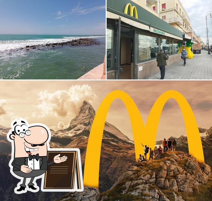 Goditi la vista dagli esterni di McDonald's Ostia