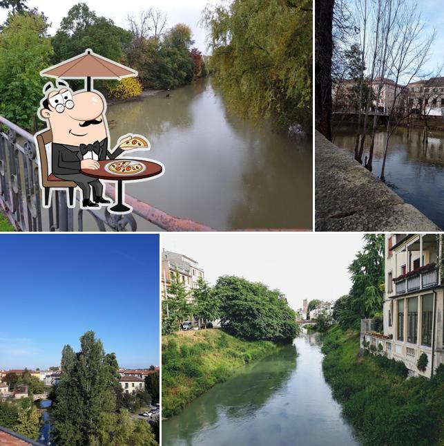 Guarda gli esterni di Bar La Specola