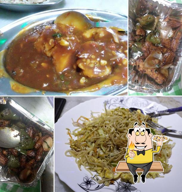 Try out seafood at FOOD ZONE