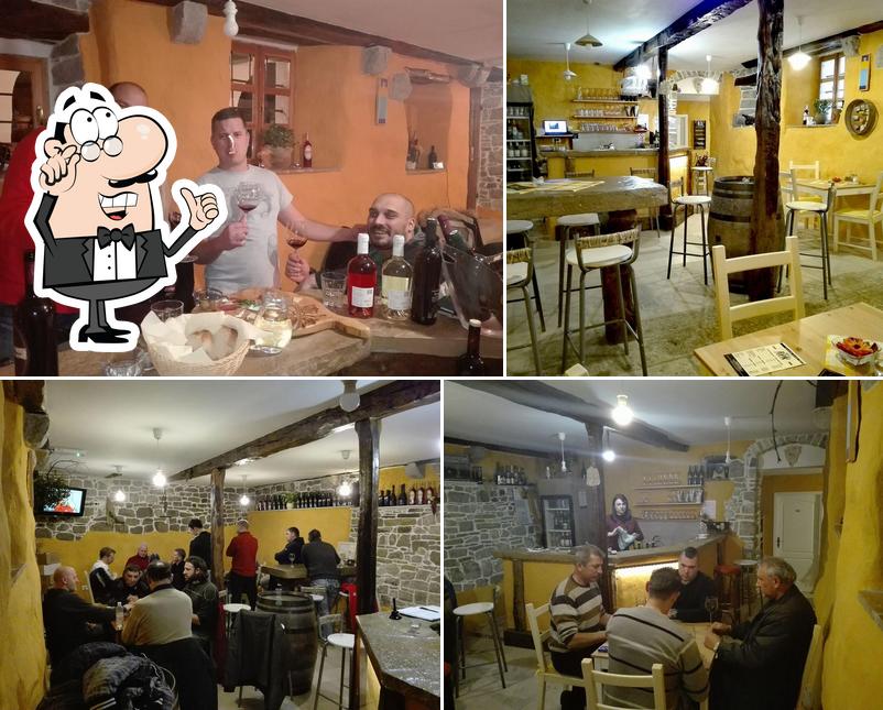 Gli interni di Wine bar & shop Raboš -Hum