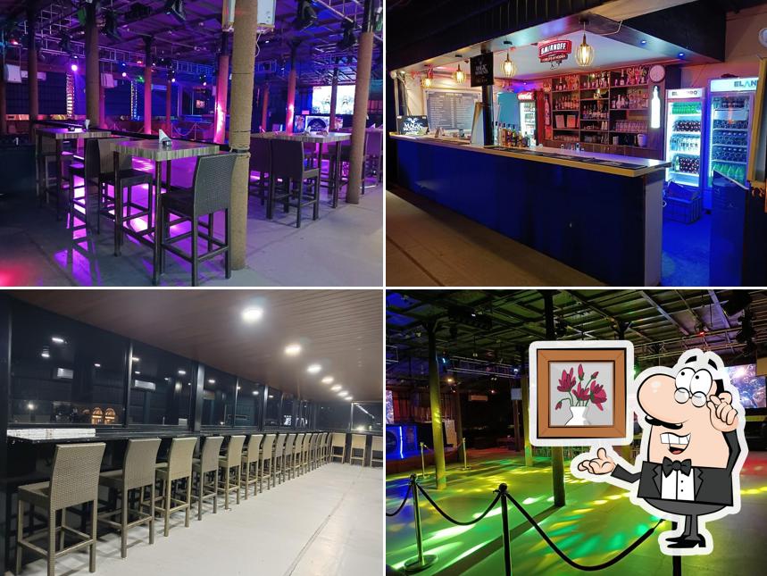 The interior of Club Ruskii