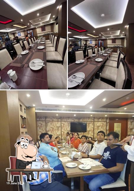 Check out how THE NAPPLES looks inside