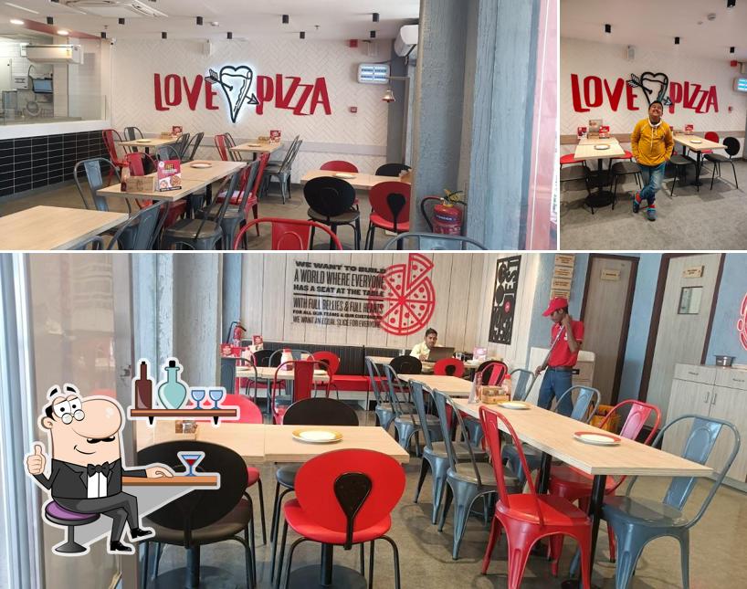 Pizza Hut Civil Lines, Barabanki