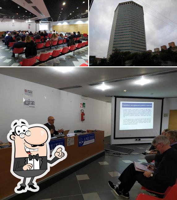 Tra le diverse cose da FooCACCIA food & drink si possono trovare la interni e esterno