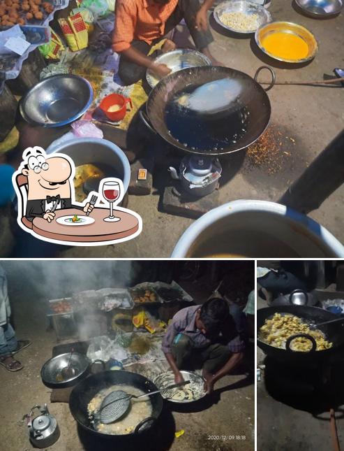 Food at Shibu Mamar Pokori Dokan