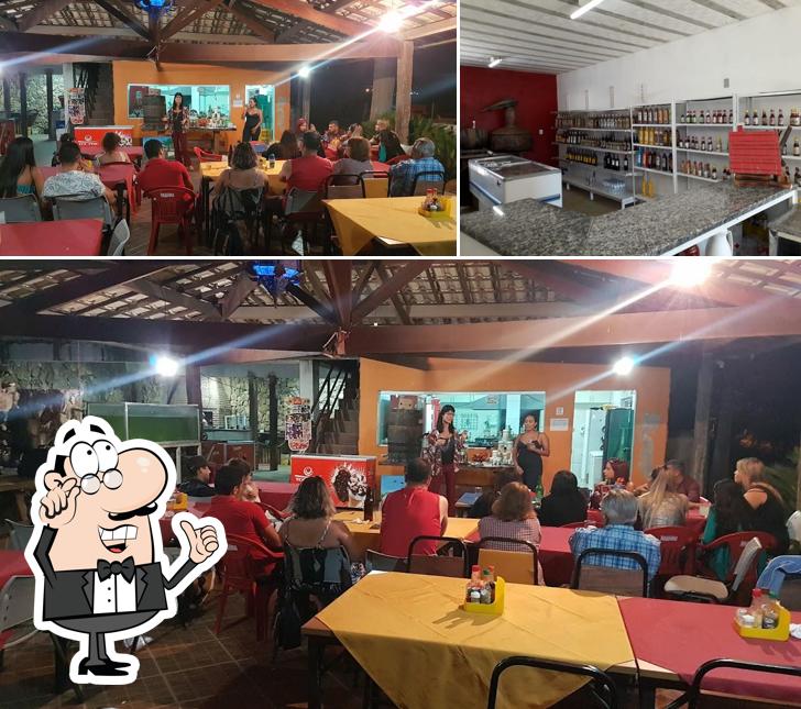 Veja imagens do interior do Restaurante Cozinha Real