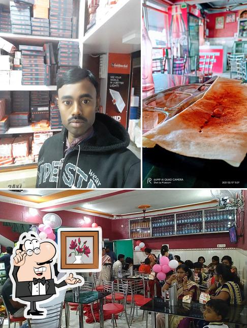 The interior of Ranchi food plaza