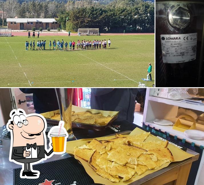 Goditi qualcosa da bere a Elba Rugby Club House