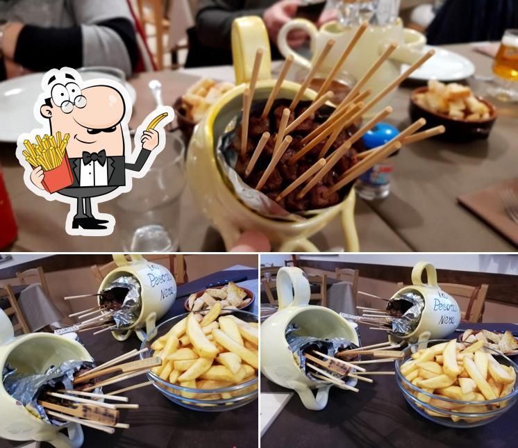 Ordina un piatto di chips a La Pecora Nera Arrosticini
