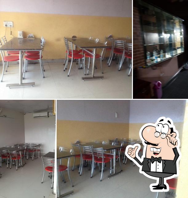 The interior of Mohan Murge Wala (Zirakpur Kalka Highway)