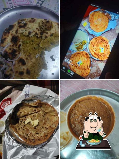 Meals at Moolchand Parantha Sanjay Chur Chur Naan