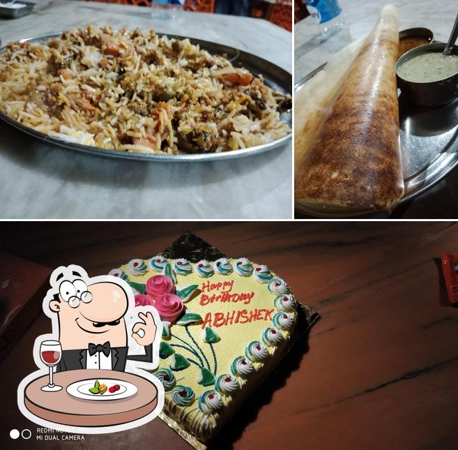 Meals at Hotel Aroma