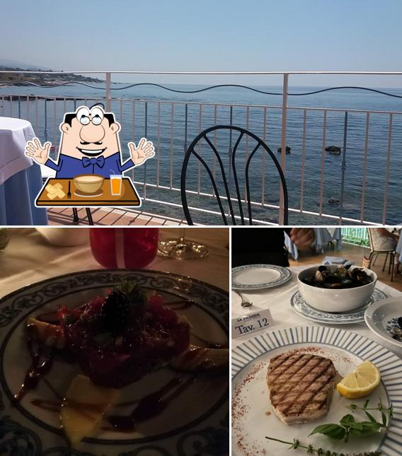 Guarda la immagine che presenta la cibo e interni di La Pagoda Restaurant & Cocktail Bar