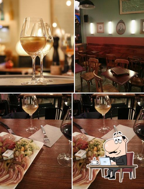 Chez Mon Oncle