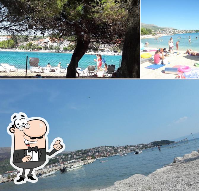 Gli esterni di Amon Ra Bar