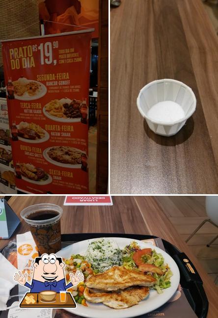 Comida em Giraffas Shopping Metropolitano Barra