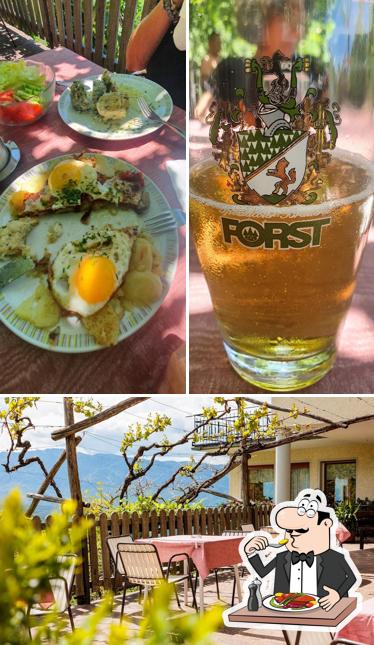 La cibo e interni del ristorante
