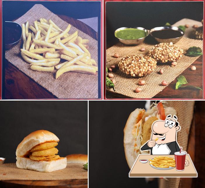 French fries at MMV Mumbaiya Misal & Vadapav Paldi Bhatta