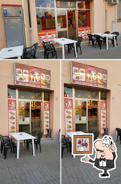 Gli interni di Romagnolo Pizza & Kebab