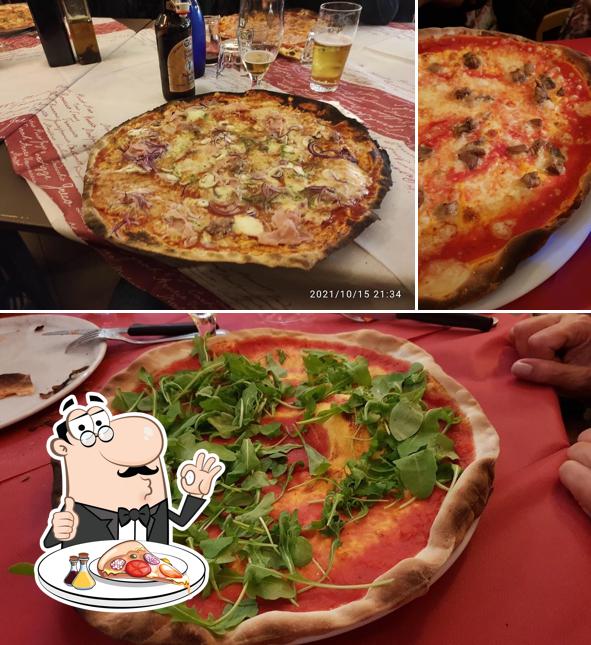 Prenditi tra le svariate varianti di pizza