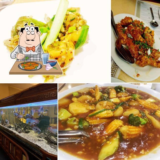 Chicken wings at Chinese Pavilion