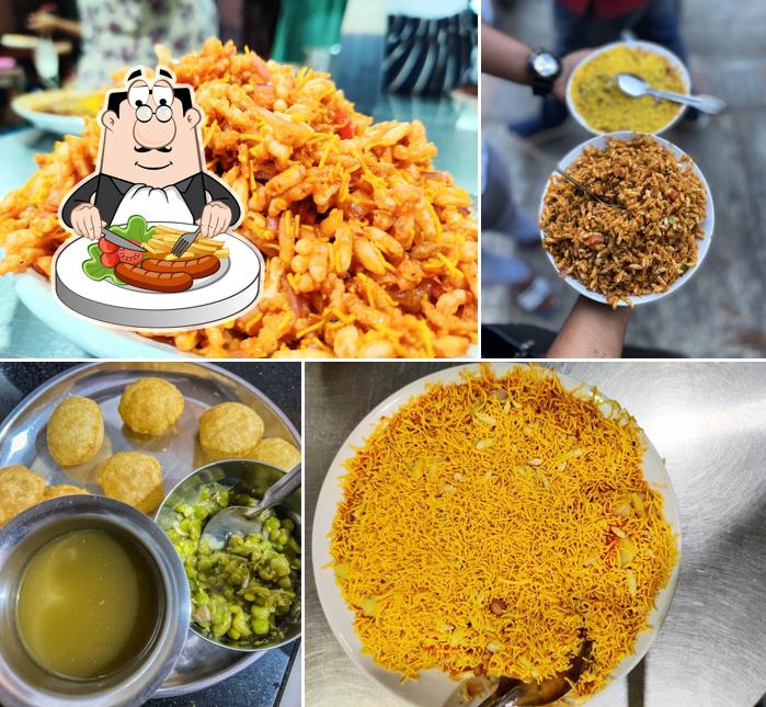 Food at Karnataka Bhel House