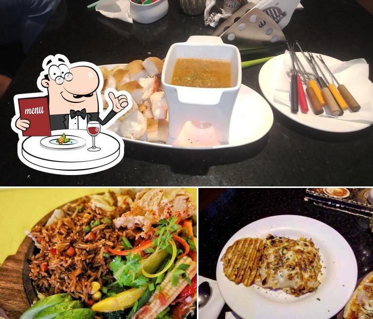 Food at Aqua Java Plush