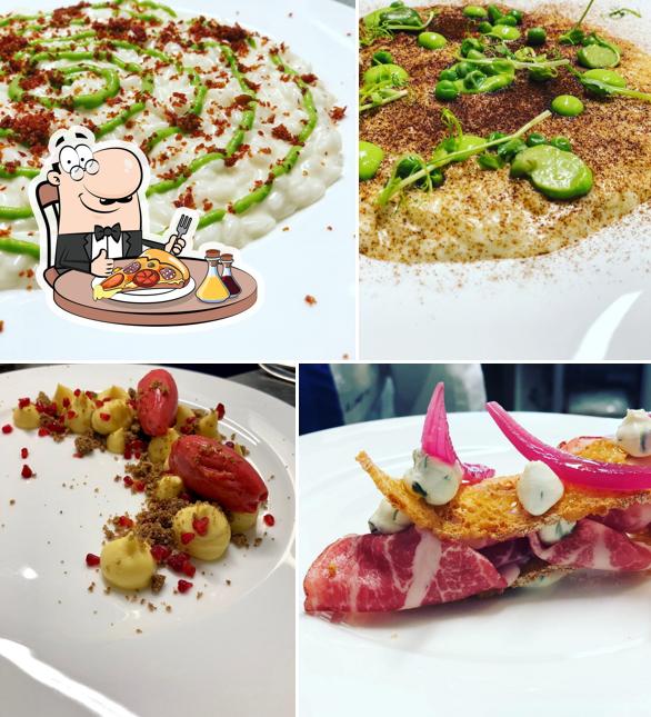Scegli una pizza a Osteria Manzoni