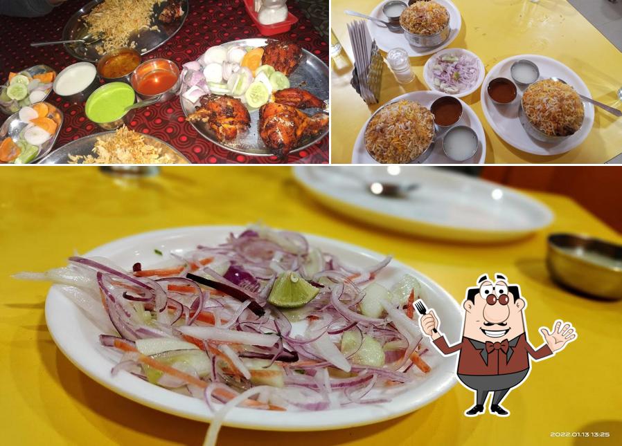 Food at Murg Massallam
