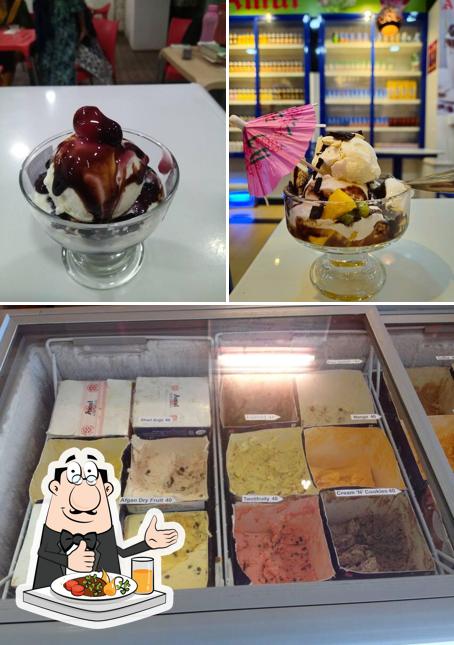 Food at Amul Ice Cream Parlour
