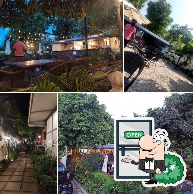 Check out the outside area of Gulab Ji Chai Bani Park