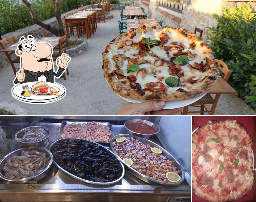 Prenditi tra le molte varianti di pizza