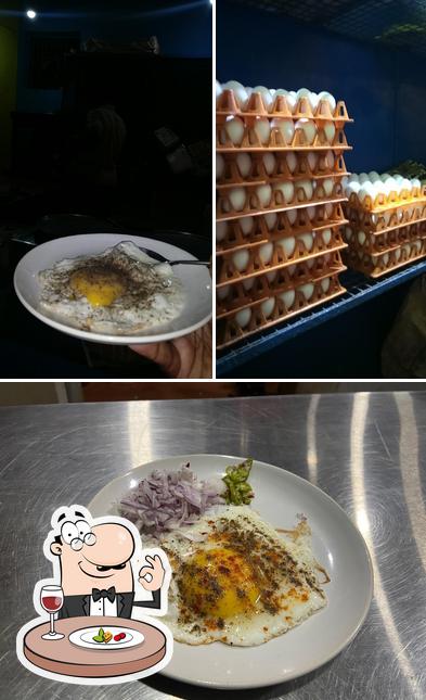 Food at Kumta Egg and Omlet shop