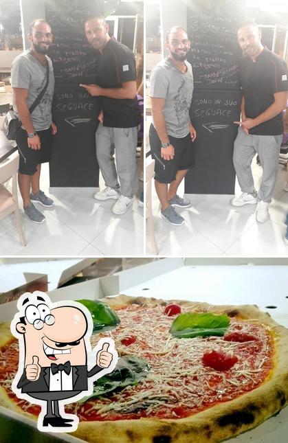 Guarda questa immagine di Pizzeria Choice di Fierro Mario