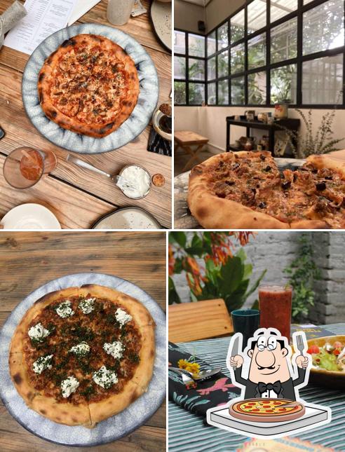 Pick pizza at Poochki Table