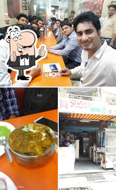 Look at the photo of Shah Ji Da Dhaba