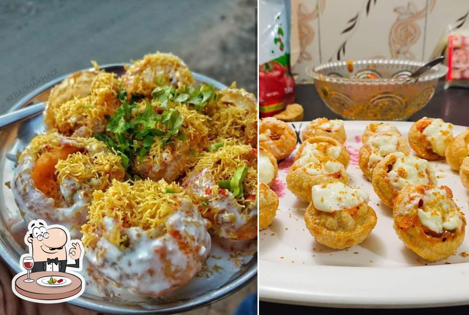 Food at Zatka Panipuri