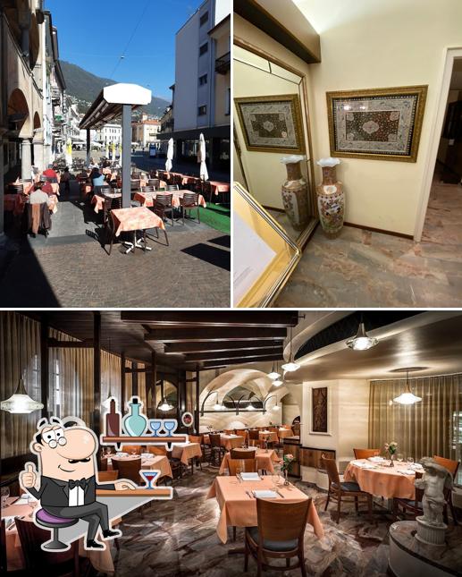 Siediti a un tavolo di Ristorante dell'Angelo