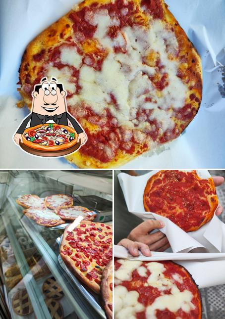 Prenditi una pizza a Panificio F.lli Garofano Di Garofano Umberto