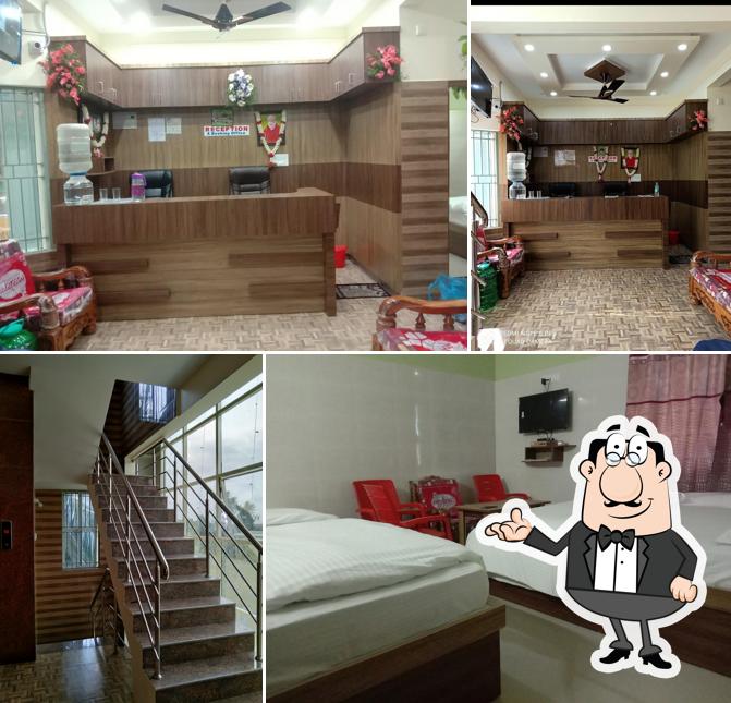 The interior of Sri kotilingeshwara residency lodge