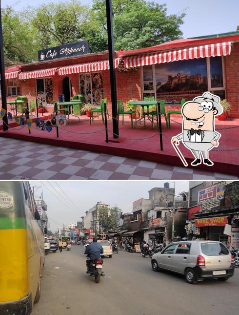 The exterior of Akhnoor Cafe